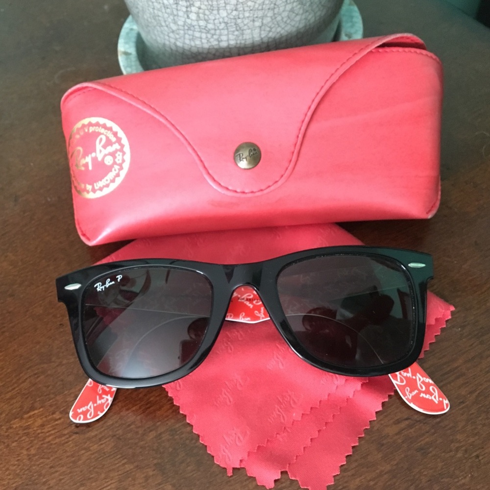 Wayfarer Ray Bans, special edition, polarized